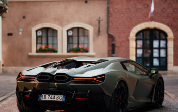 Lamborghini Revuelto Electrified V12